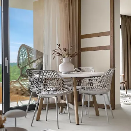 Japandi Sea View 2br With Balcony & Terrace, Pomer, 5 Min Walk To *