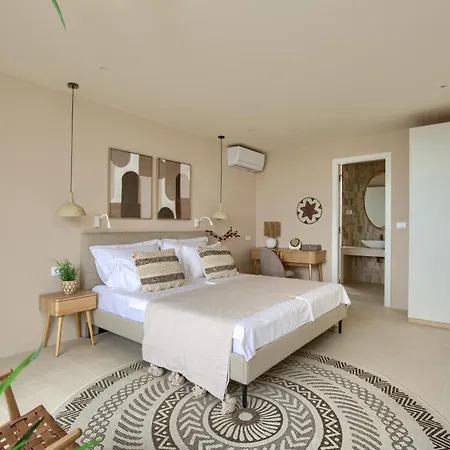 Japandi Sea View 2br With Balcony & Terrace, Pomer, 5 Min Walk To *